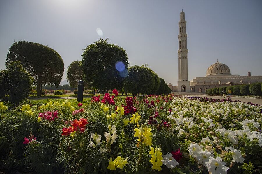 What to wear in Oman: a visitor’s guide for women and men